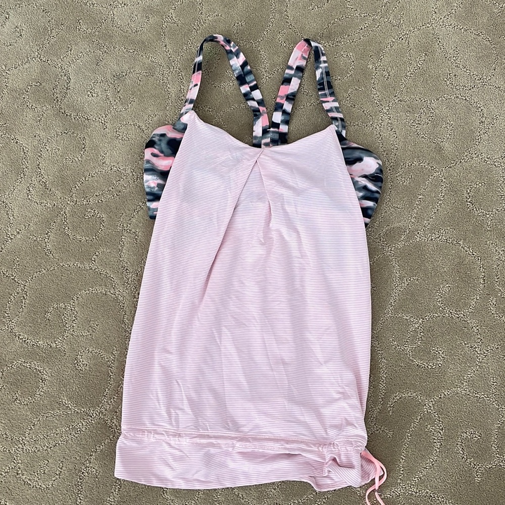 Lululemon size 8 tank top pink